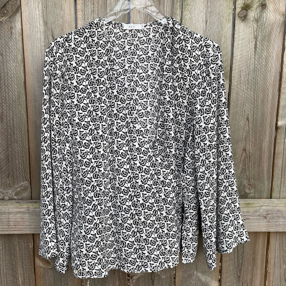 A.L.C.‎ Silk Floral Wrap Blouse Womens V-Neck Bell Sleeve Top Black White Size 4
